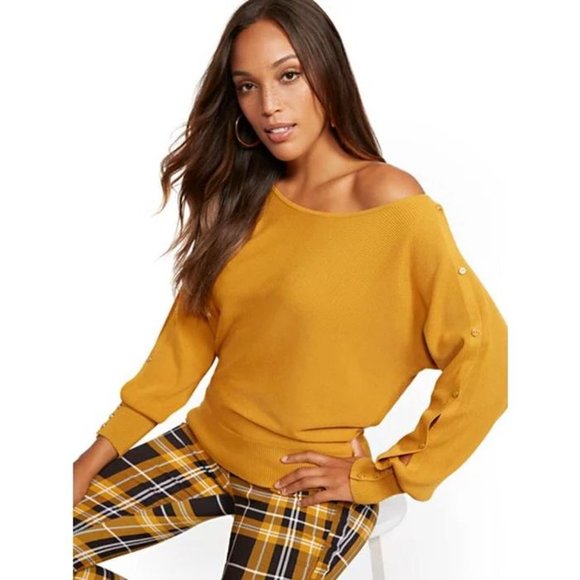 New York & Company Button Accent Dolman Sweater XL - Picture 2 of 4